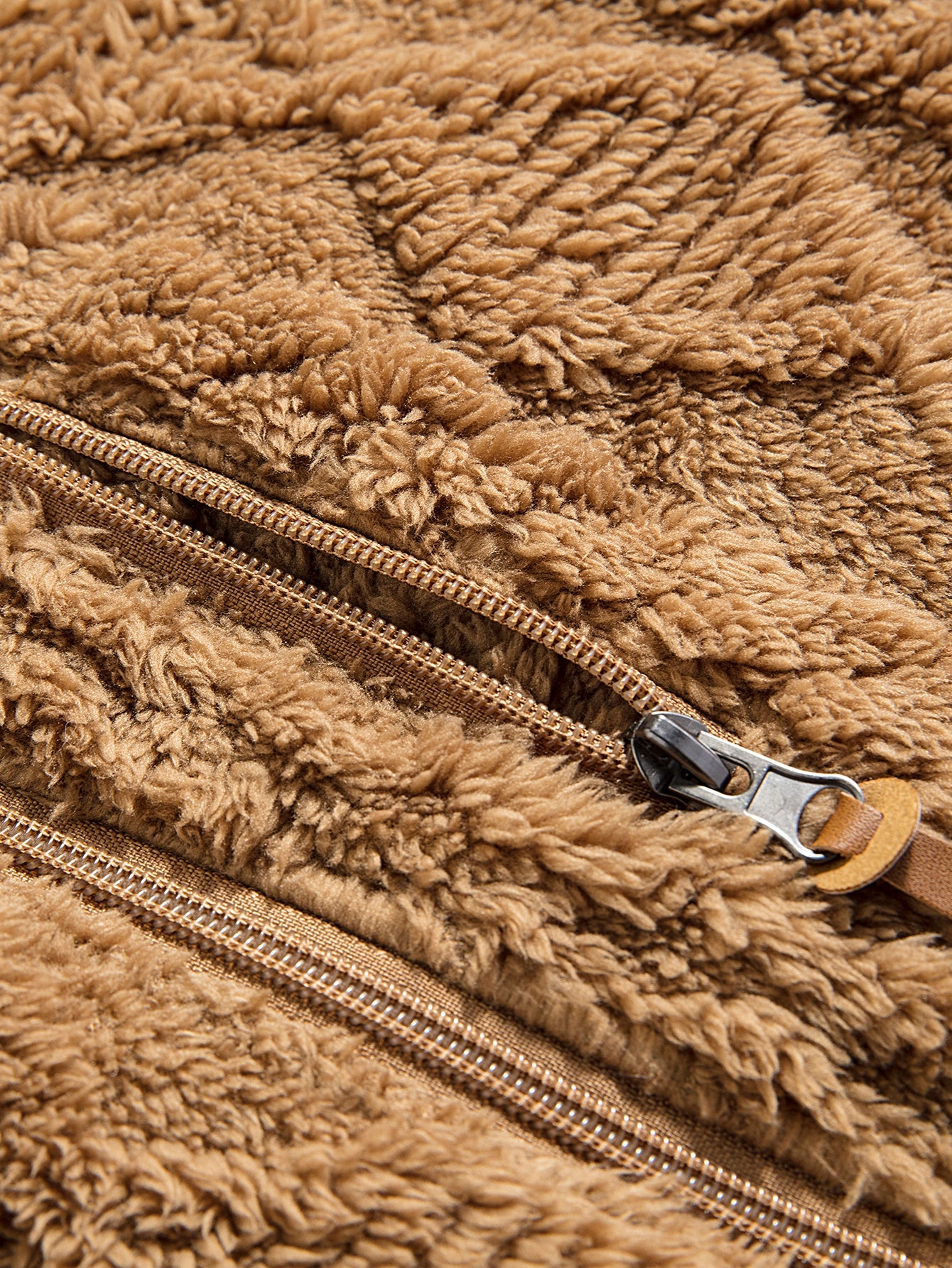 Felpa con Cappuccio “Geometric Jacquard”